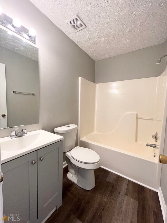 Building Photo - 397 Pleasant Way