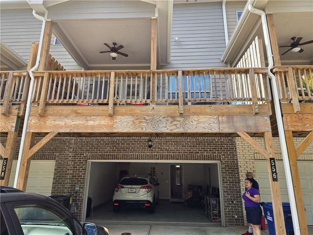 Building Photo - 556 Amarante Cir