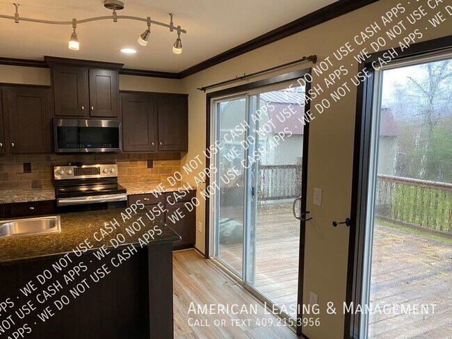 Building Photo - 3405 Landrey Ct