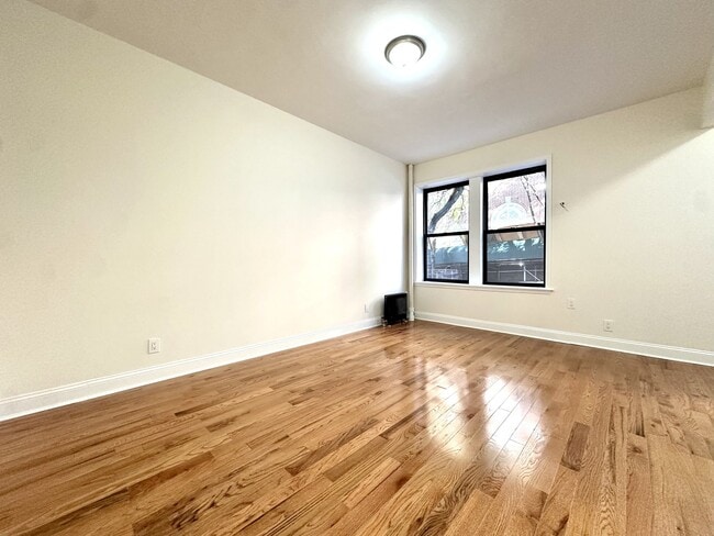 Floorplan - 300 Fort Washington Avenue