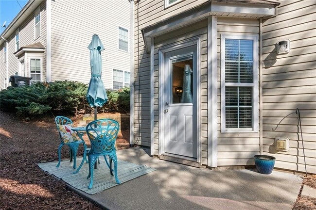 Building Photo - 226 Fox Creek Blvd