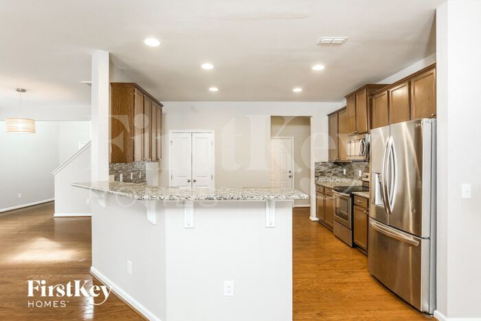 Building Photo - 4131 White Kestrel Dr
