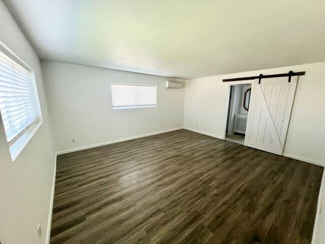 Building Photo - Beautiful Rental Home – Prime Location & Move-In Ready!