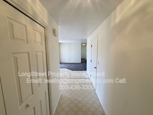Building Photo - 4526 Campbell Dr SE