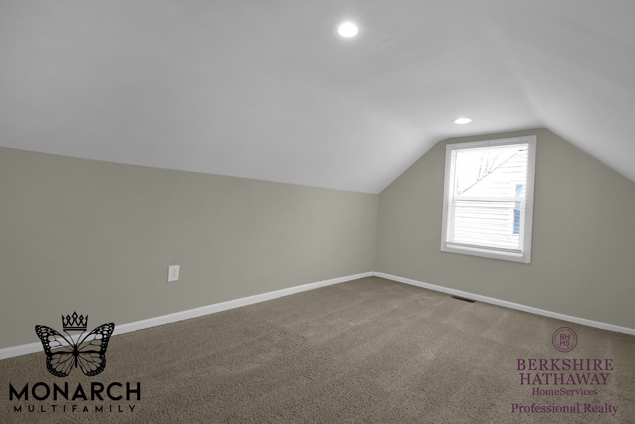 Building Photo - 2566 Atwood Ter