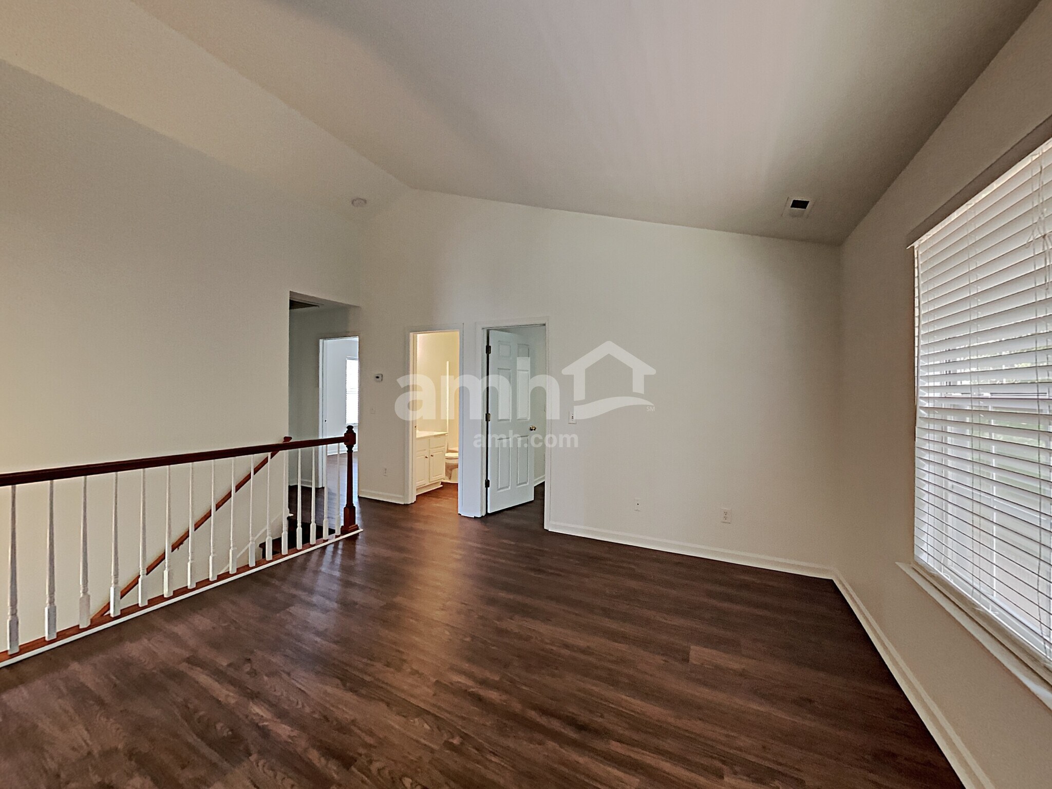 Building Photo - 1513 Cardinal Ln