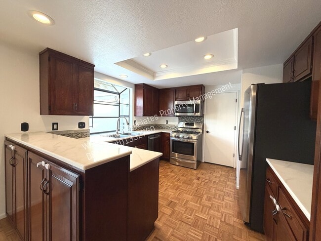 Building Photo - 4445 Via Santa Maria