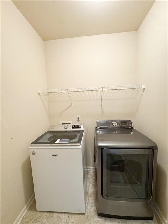 Building Photo - 198 Hardy Water Dr SE