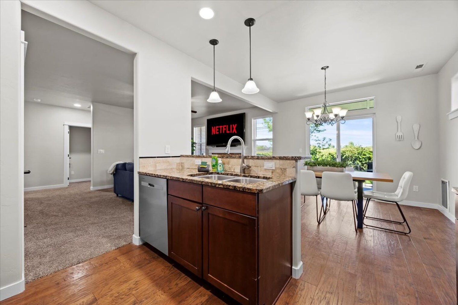 Building Photo - 10130 W Brownstone Dr