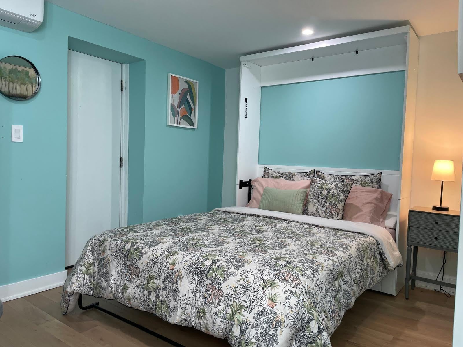 Building Photo - 293 E Bringhurst St