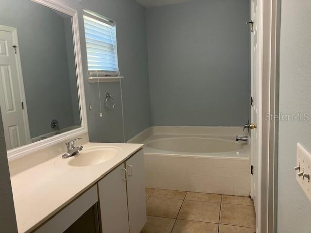 Building Photo - 6215 Gondola Dr