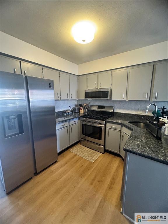 Building Photo - 80 Orion Rd