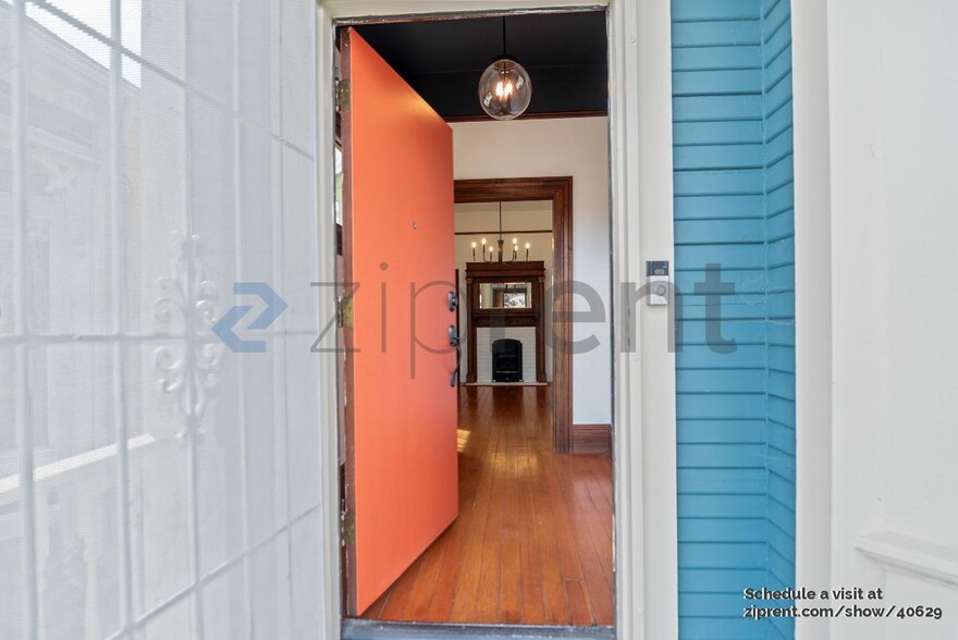 Building Photo - 3125 Linden St