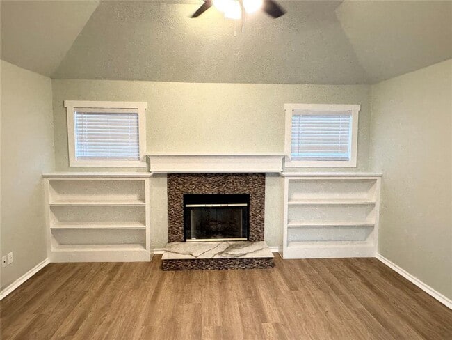 Building Photo - 8225 NW 83rd Pl