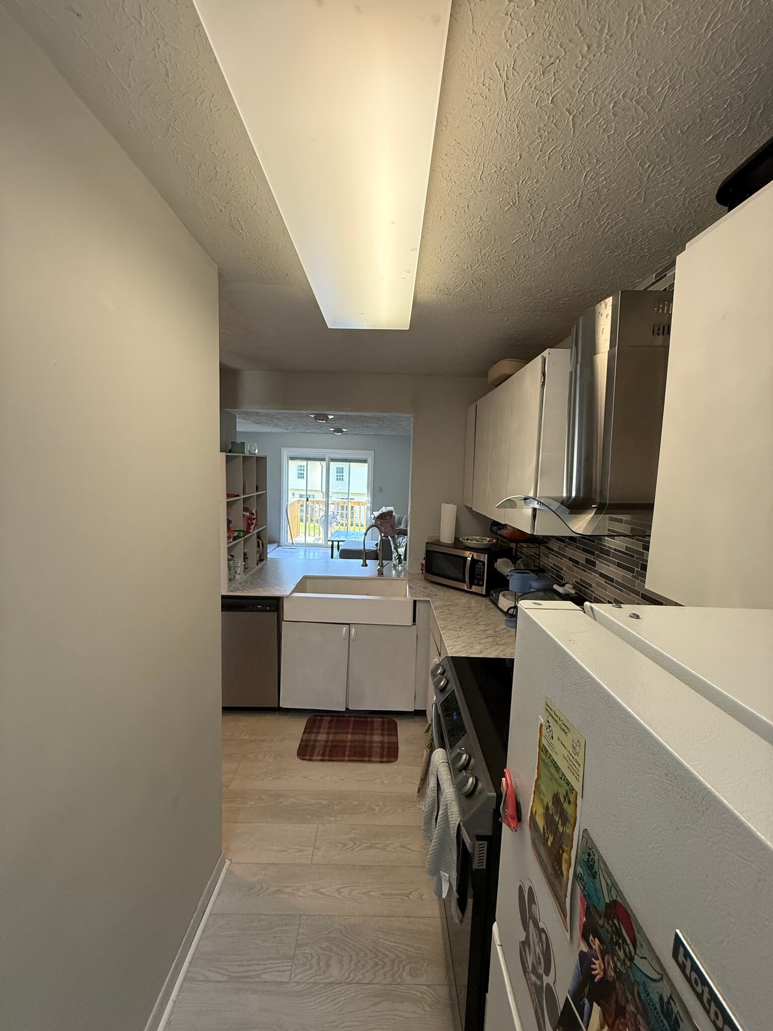 Kitchen 2 of 2 - 2379 S Worthington Ln