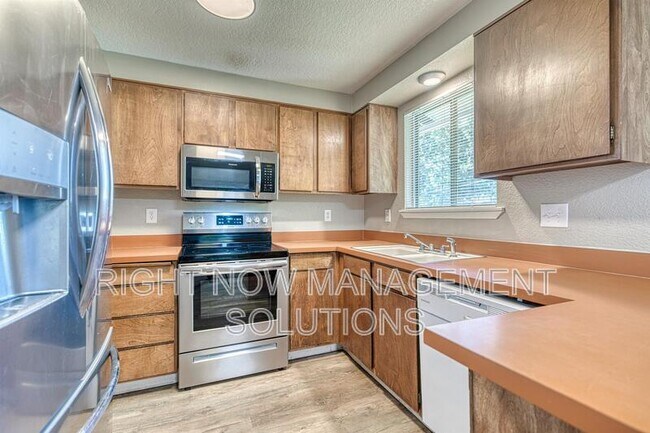 Building Photo - 2776 Reno Way