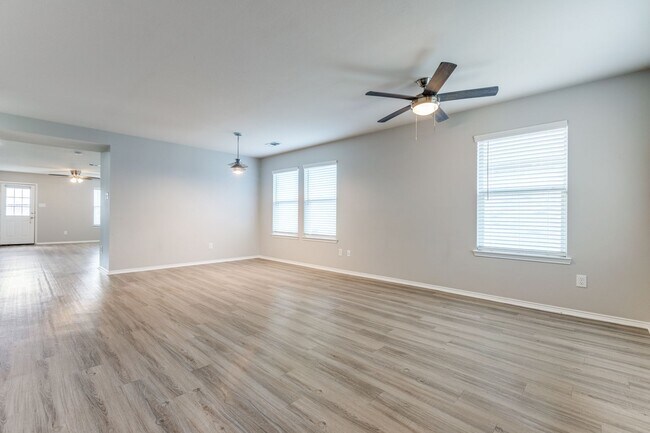 Building Photo - 7752 Highpoint Ridge
