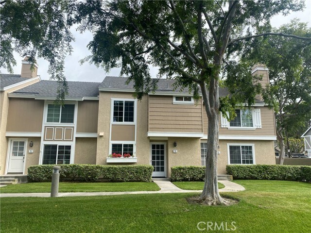 Building Photo - 73 Thicket