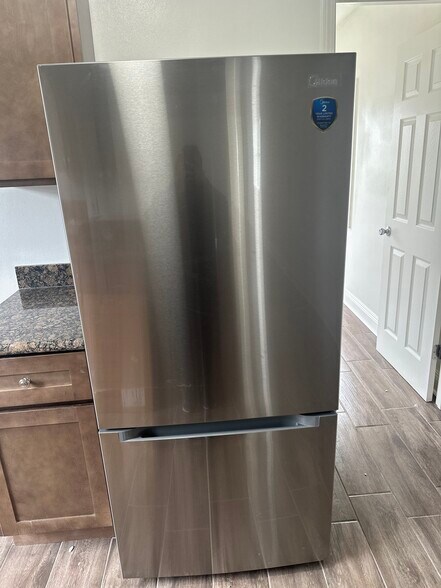 Building Photo - 1818 Brown Ave