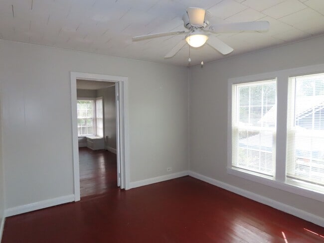 Building Photo - 1306 S Glenwood Blvd