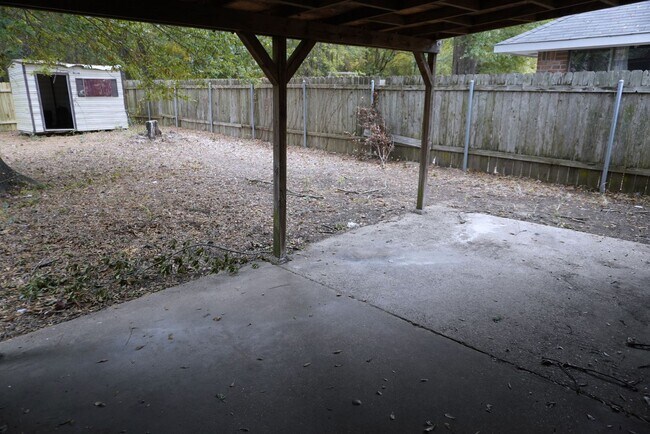 Building Photo - Southern Hills Remodeled Home