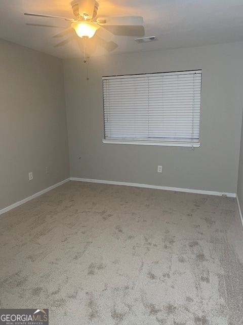 Building Photo - 2 Fairway Ln