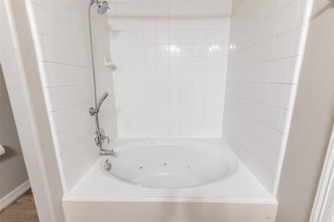 Building Photo - 11510 Alcott Dr