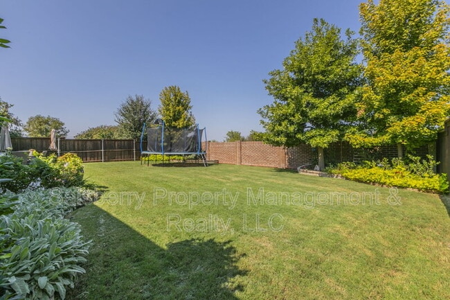 Building Photo - 10332 Morada Rd