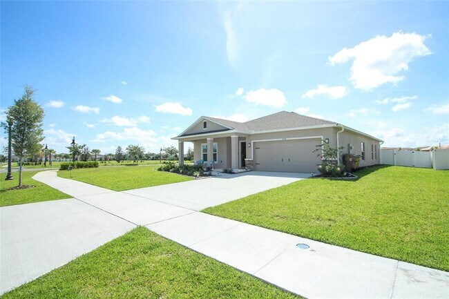 Building Photo - 404 Citrine Lp