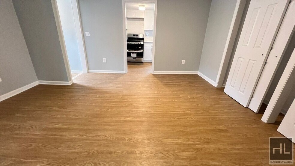 Building Photo - NORTH BURGHER AVENUE