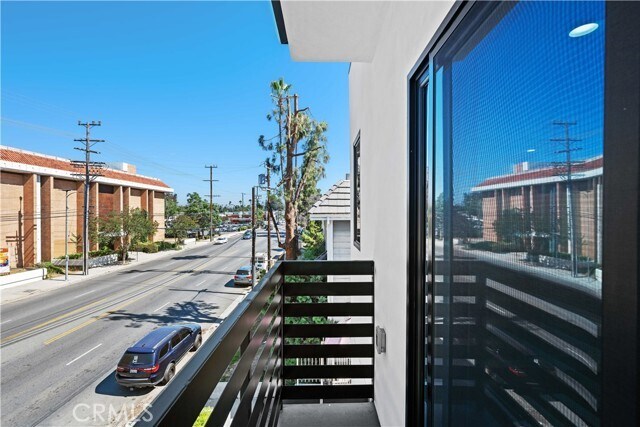 Building Photo - 6700 Kester Ave