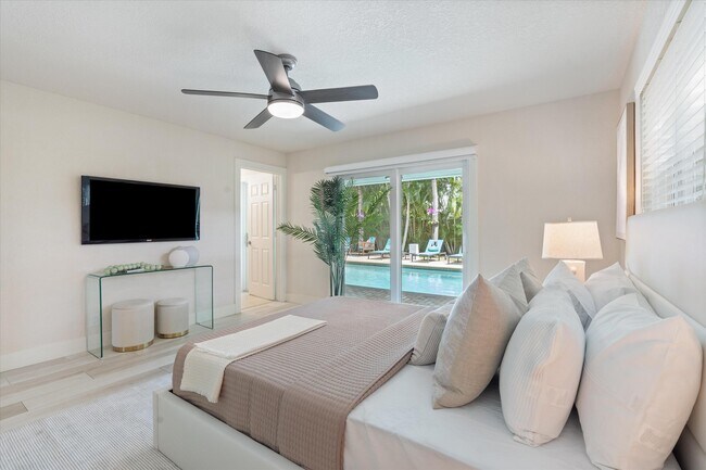 Building Photo - 211 NW 17th St