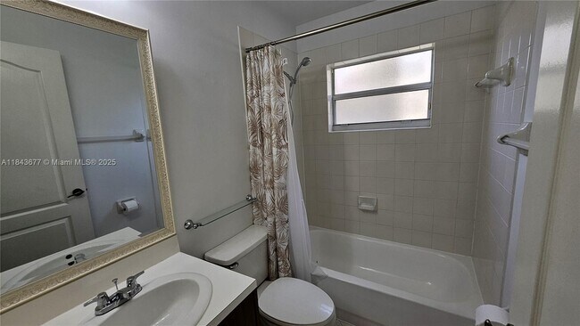Building Photo - 5084 NW 112th Ct