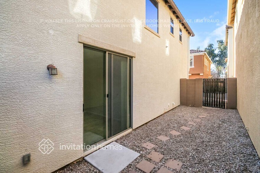 Building Photo - 451 S Hawes Rd