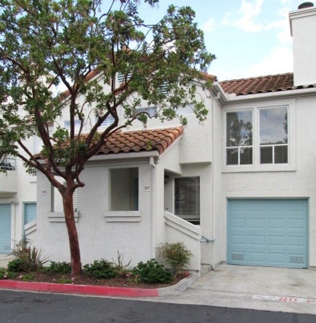 Building Photo - Scripps Ranch - Upgraded - 2BD/2BA - Unit in Terraces at Scripps Ranch