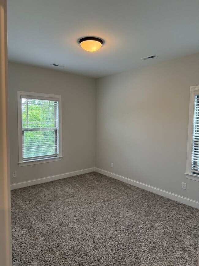 Building Photo - Seven Lakes/Ooltewah
