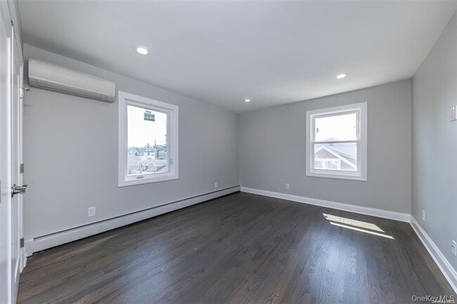 Building Photo - 57 Earle Ave