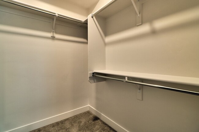 Building Photo - 1/2 off 1st months rent! Close to Utah State University Equestrian Park!