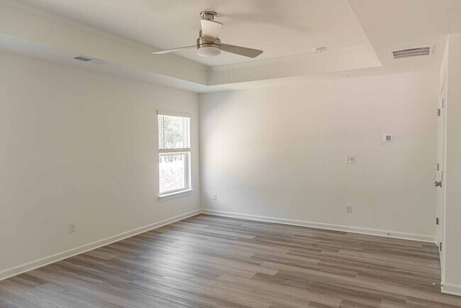 Building Photo - BRAND NEW SINGLE FAMILY HOME IN LOGANVILLE