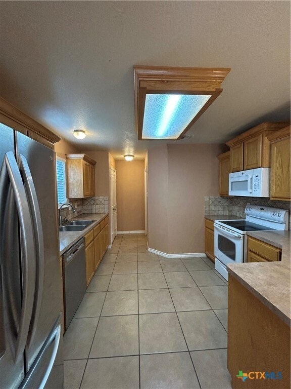 Building Photo - 2401 Joseph Dr