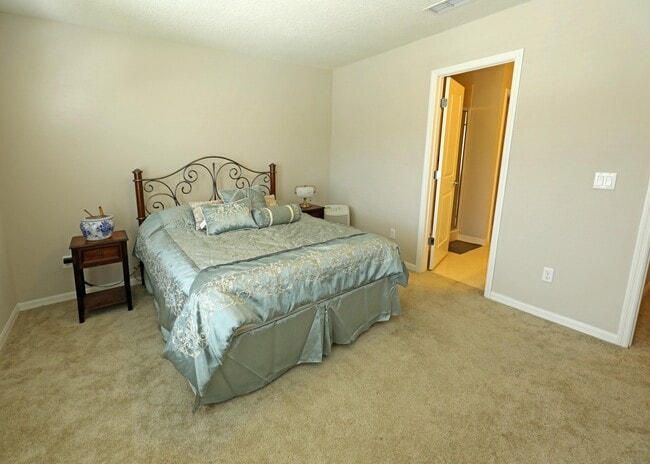 Building Photo - 5151 Caspian St