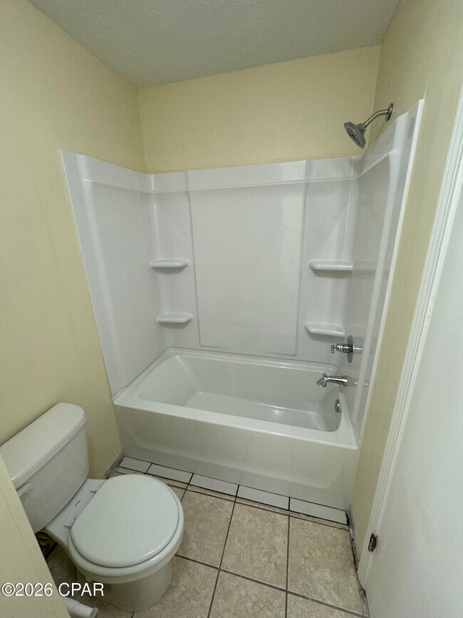 Building Photo - 114 Linda Marie Ln