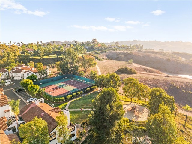 Building Photo - 15 Silver Glade Dr