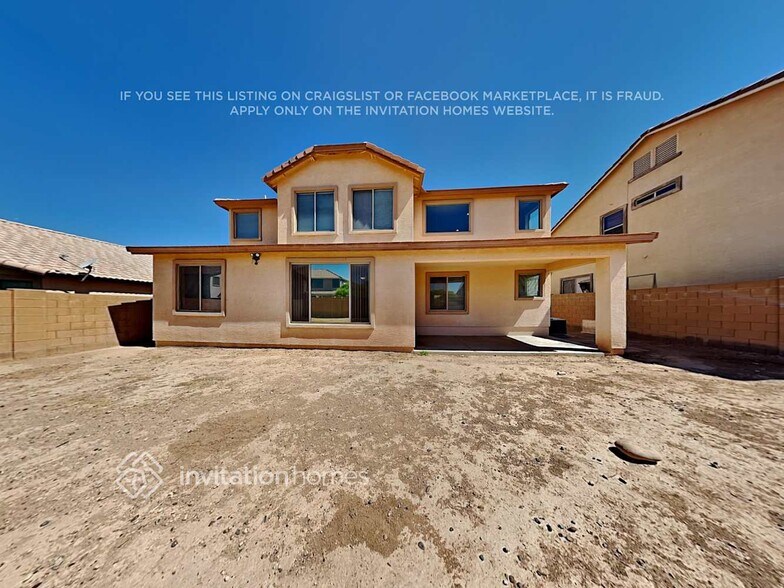 Building Photo - 12533 W Winslow Ave