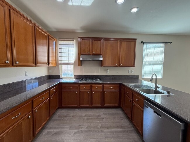 Building Photo - Ana Verde 3 bedroom