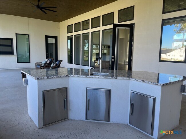 Building Photo - 1163 Trotter Ln