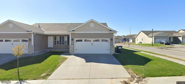 Primary Photo - Charming Four Bed Three bath Townhome