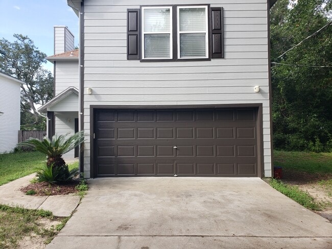Building Photo - 2237 Monahan Ct