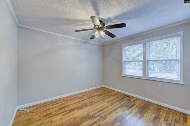 Building Photo - 3819 Prentice Ave