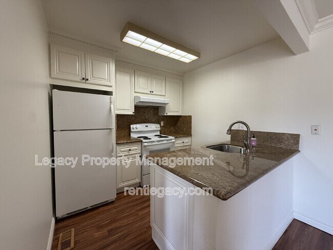 Building Photo - 5460 Concord Blvd